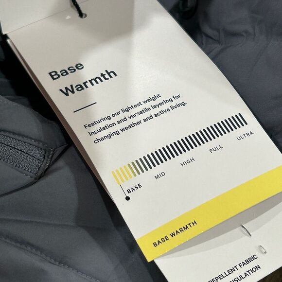 lululemon athletica Women's Gray Puffer Jacket - Picture 3 of 10